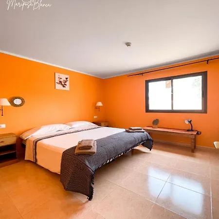 B-rent Mariposa Private Garden Apartment *