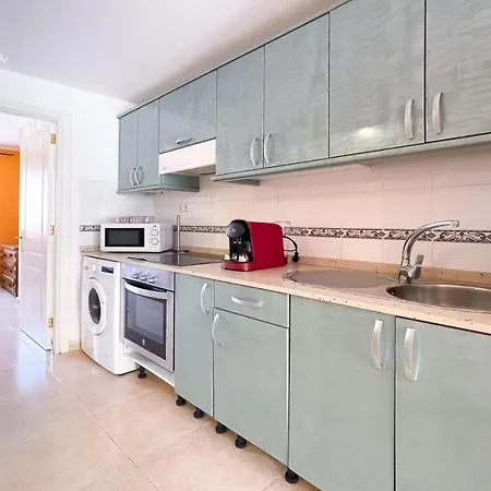 Apartment B-rent Mariposa Private Garden *