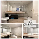 B-rent Mariposa Private Garden Apartment