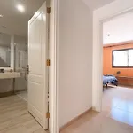 B-rent Mariposa Private Garden Apartment *