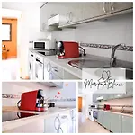 Appartement B-rent Mariposa Private Garden *