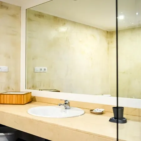 B-rent Mariposa Private Garden * كوراليهو